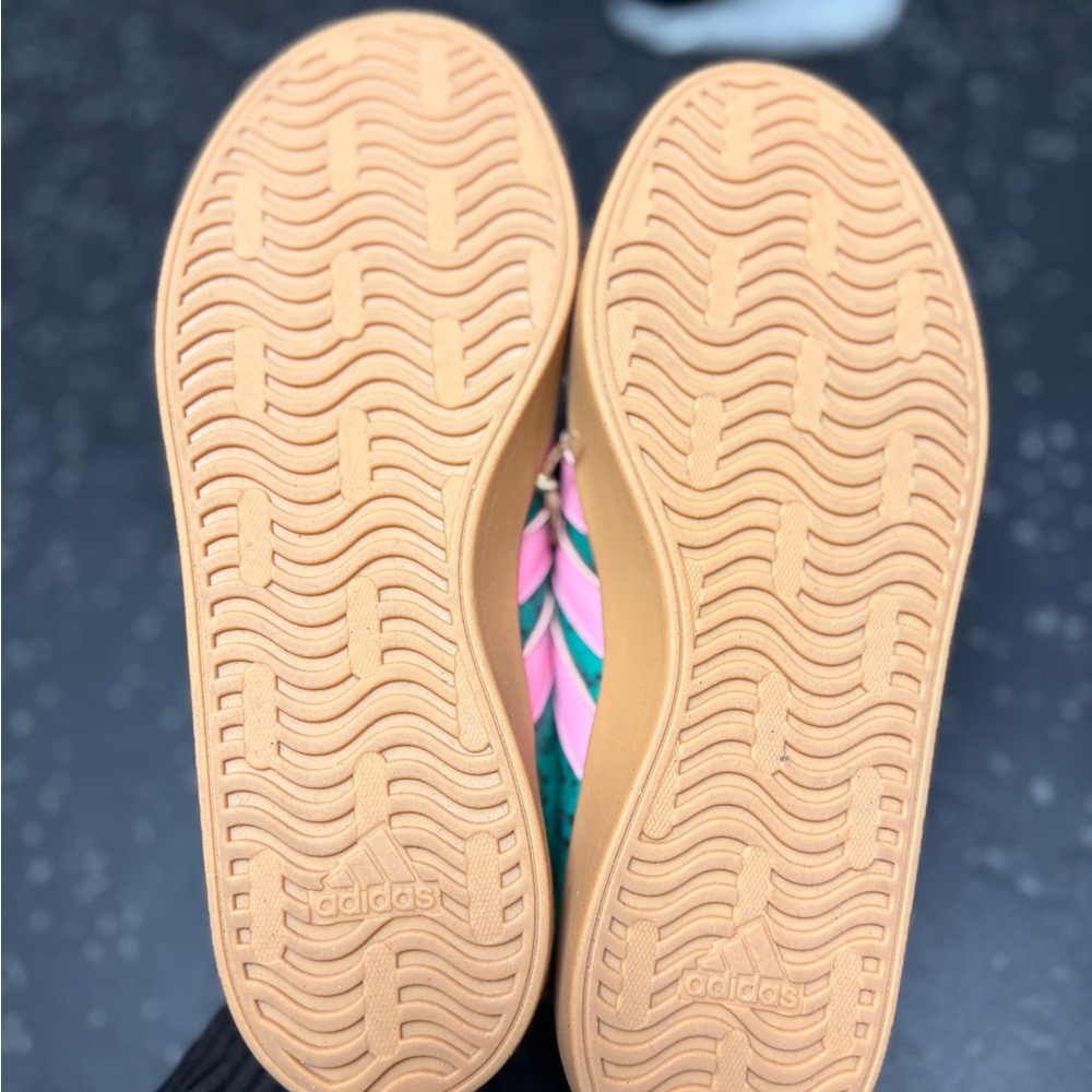 WORN ONCE Adidas Sneakers in Green and Pink - Picture 6 of 7